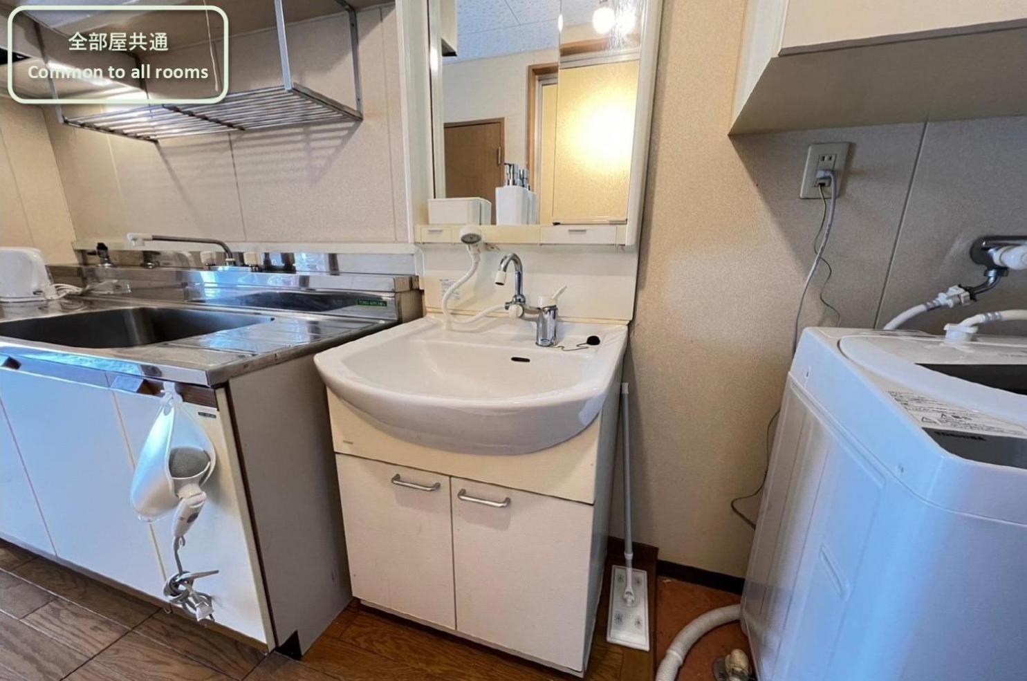 東横のヨコ Apartment Okayama Phòng bức ảnh